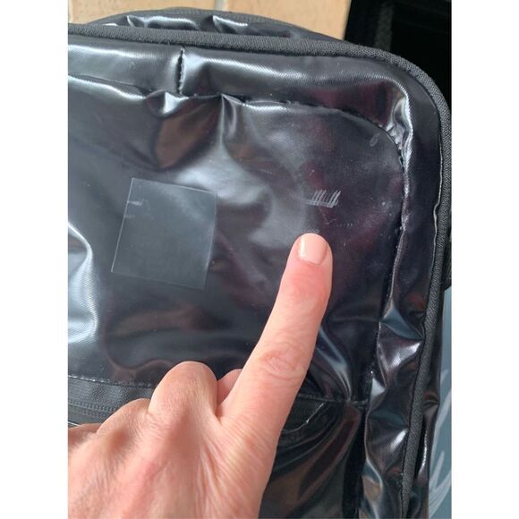 Granite Gear Rift Hydration Backpack Hiking Day Pack SHINY BLACK Water Resistant - Picture 11 of 11